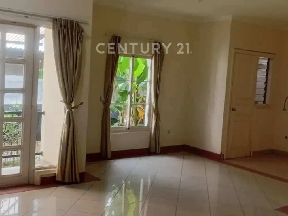 Disewakan Rumah Siap Huni Komplek Akasia Golf Pantai Indah Kapuk