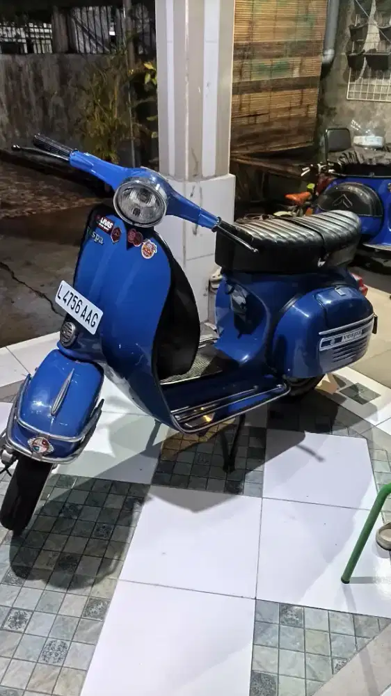 Vespa super 1973 astuti