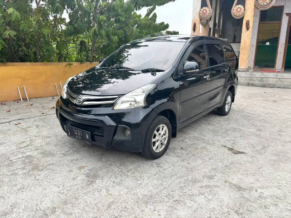 2012 Daihatsu Xenia 1.0 M Plat L mujiono mobil bekas sekoto