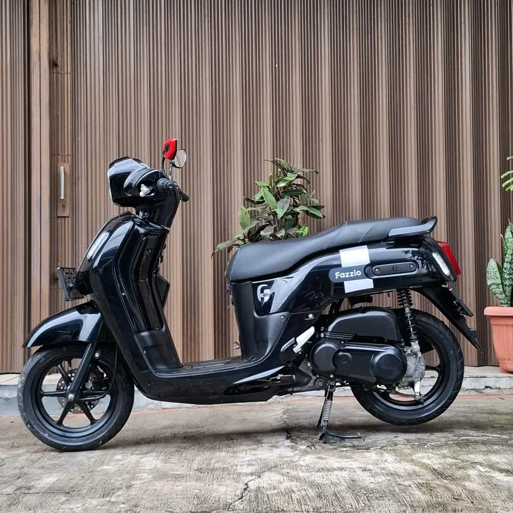 [KM RENDAH] All New Yamaha Fazzio Neo Hybrid 125 cc Tahun 2022