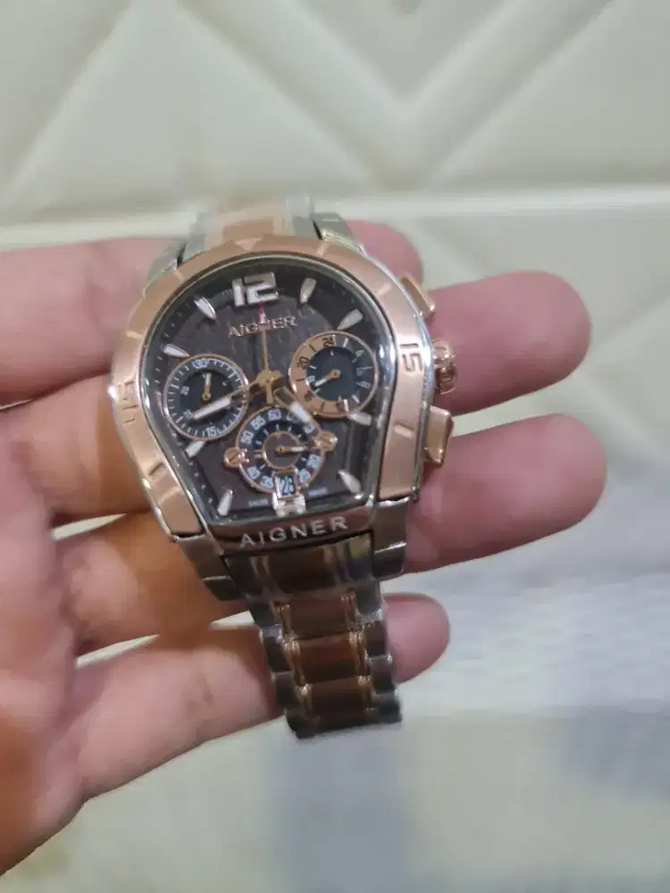 Jual jam tangan wanita original aigner
