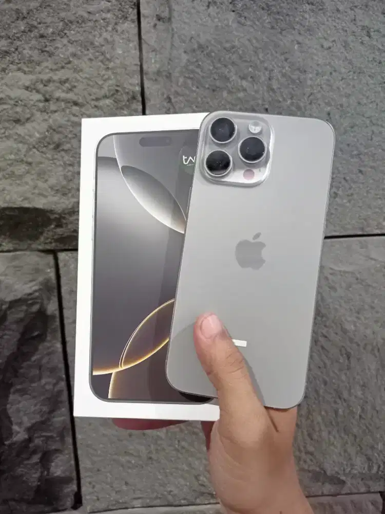 Jual Iphone 16 Promax 512Gb Second Ibox BH 100% Garansi Aktif Mulus