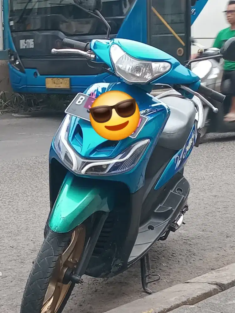 Mio smile cari bos baru