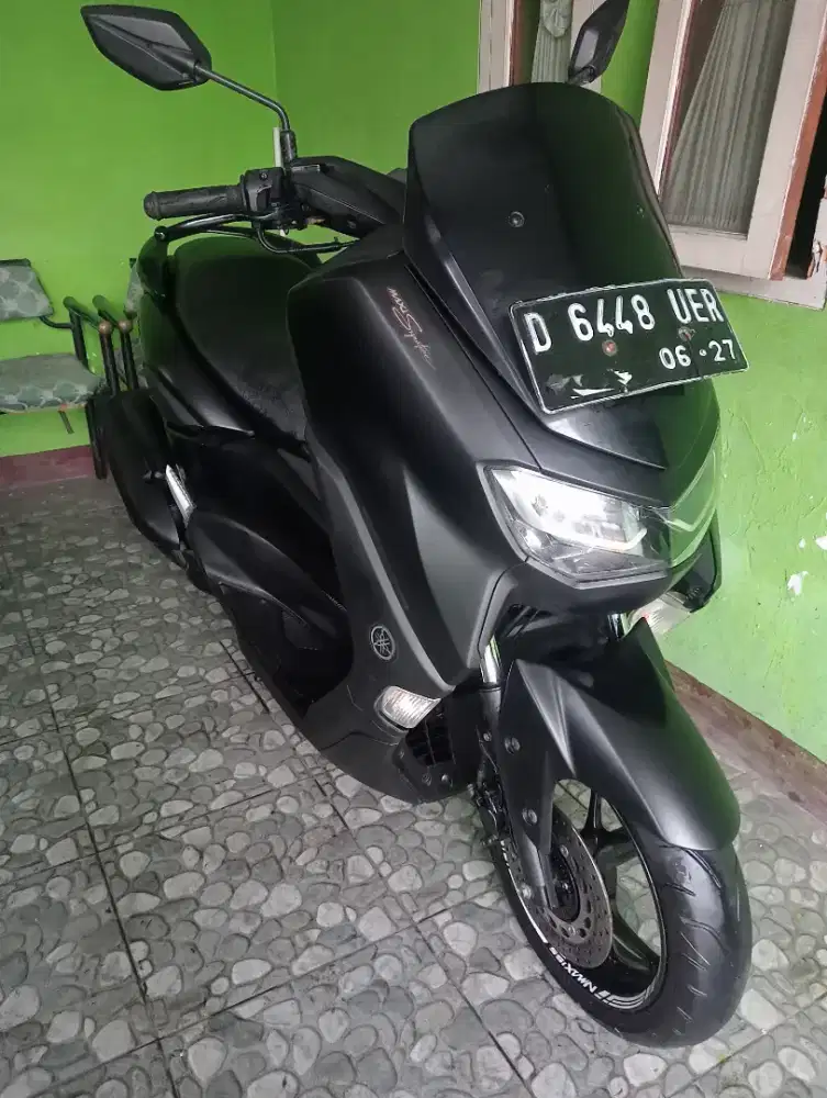 ISTIMEWA SEKALI NMAX KEYLESS 2022 Km Rendah Orisinil Terawat KOMPLIT