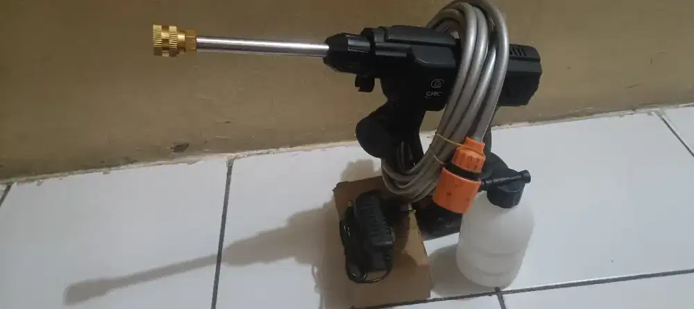 Alat Cuci Steam Motor dan Mobil