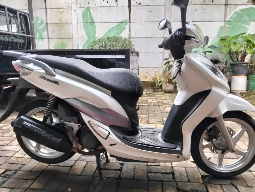 Motor Sym shark 125 cc