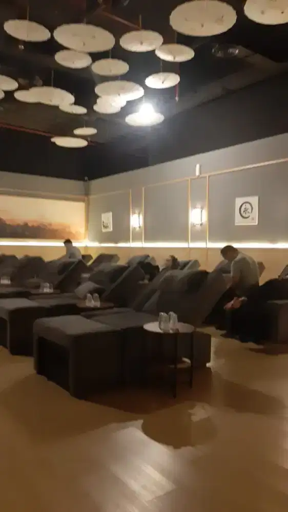 Di butuhkan trapis wanita yg profesional menguasai refleksi massage