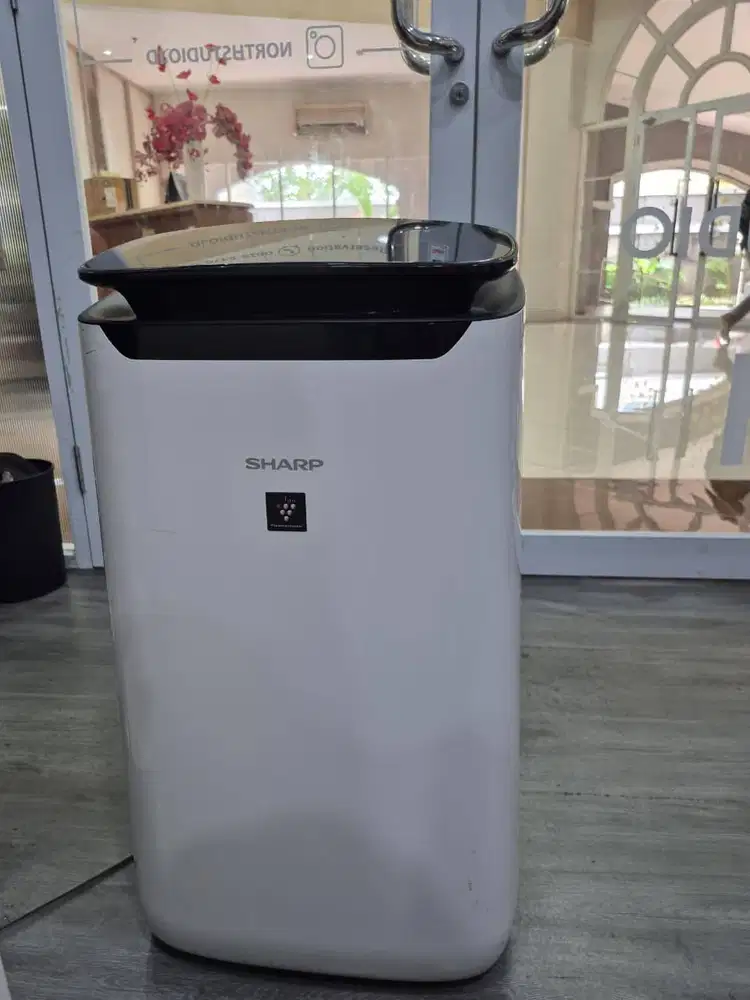 Sale Penyaring Udara (Air purifier) Sh4rp Good Condition