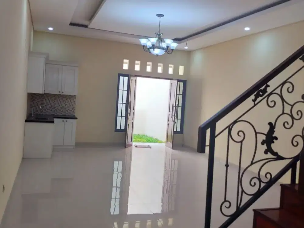 A68 Jual Rumah Baru American Classic Bagus di Kemanggisan