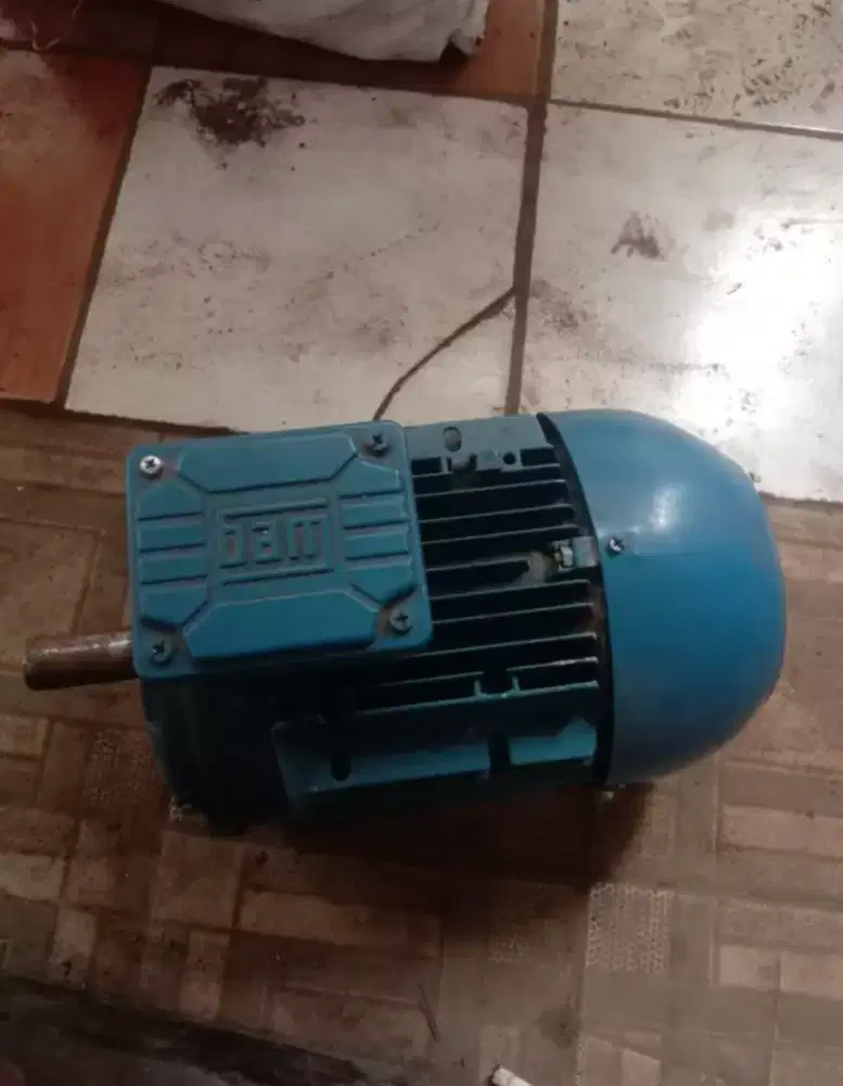 Dinamo 3 phase bekas