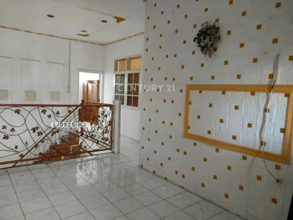 Rumah 2 Lantai Siap Huni Dan Strategis Di Margahayu Bandung