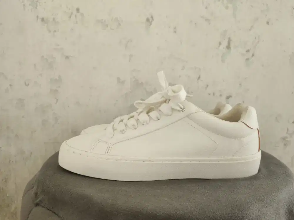 Sepatu kets sneakers ZARA
