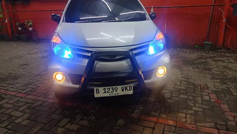 Daihatsu Xenia 2015 Bensin