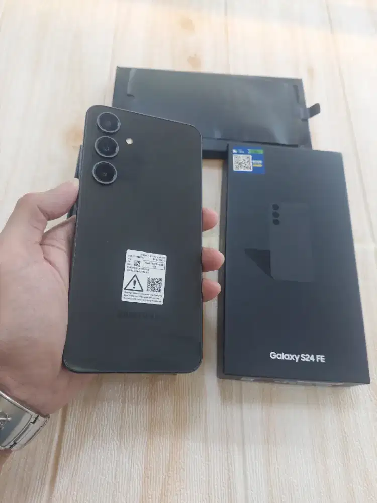 Samsung S24 FE 256 Gb Second Resmi