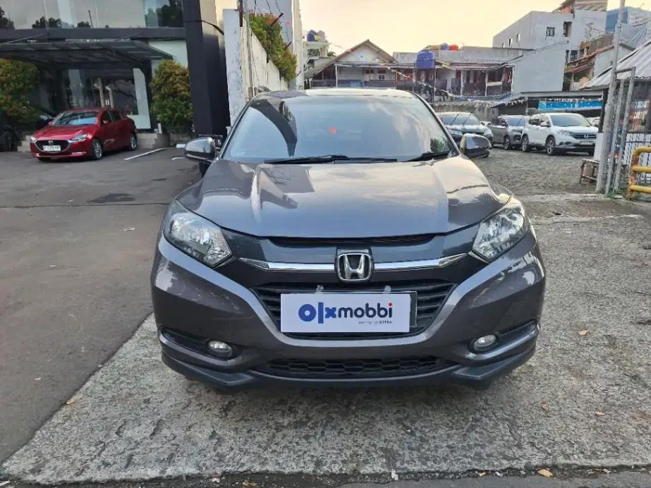 LOW DP Honda HR-V 1.5 E Bensin-AT 2016 BKR