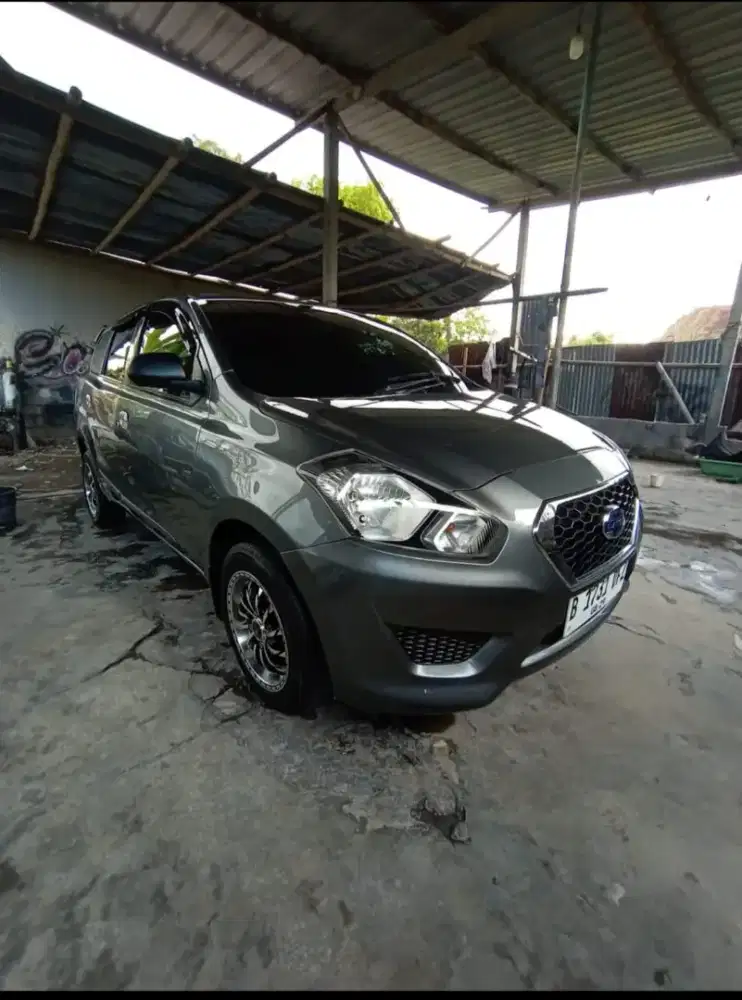 Datsun go + 3 baris