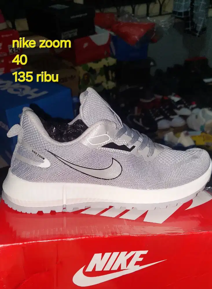 Sepatu nike running lari