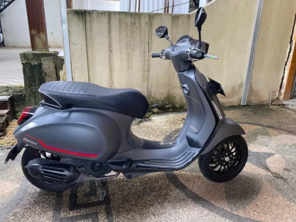 Dijual vespa spirnt S ABS 150 I-GET