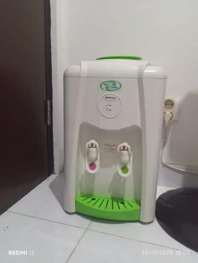 Dispenser miyako ori