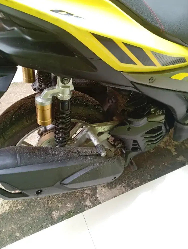 Dijual Motor Yamaha Aerox Old155 th 2019 surat surat lengkap pajak