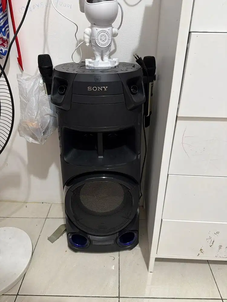 Speaker Karoke Sony MHC V43D