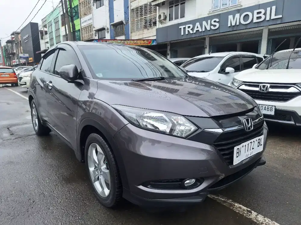 KONDIAI ISTIMEWA HONDA HRV E CVT AUTOMATIC 2017 ABU-ABU