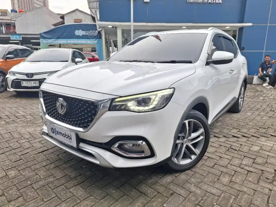 LOW DP MG HS 1.5 Ignite Bensin-AT 2022 UZY