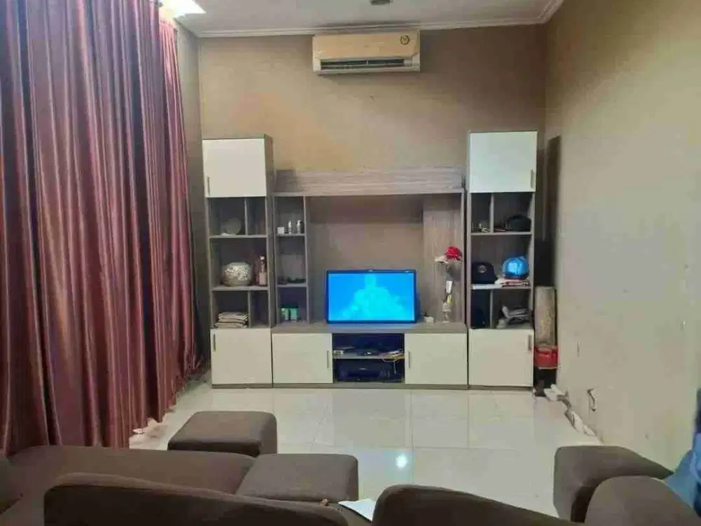 Dijual.segera Rumah Siap Huni, Strategis, Perkotaan, Dekat toll Becakayu, Bekasi Selatan