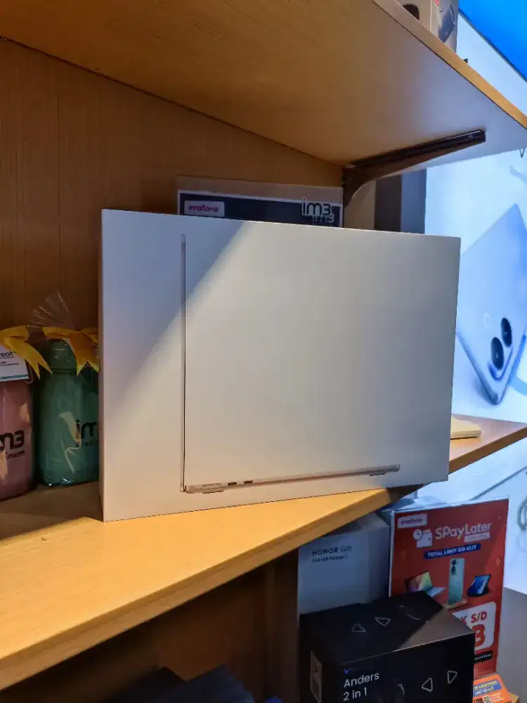 Macbook M2 16/256GB New Garansi Resmi