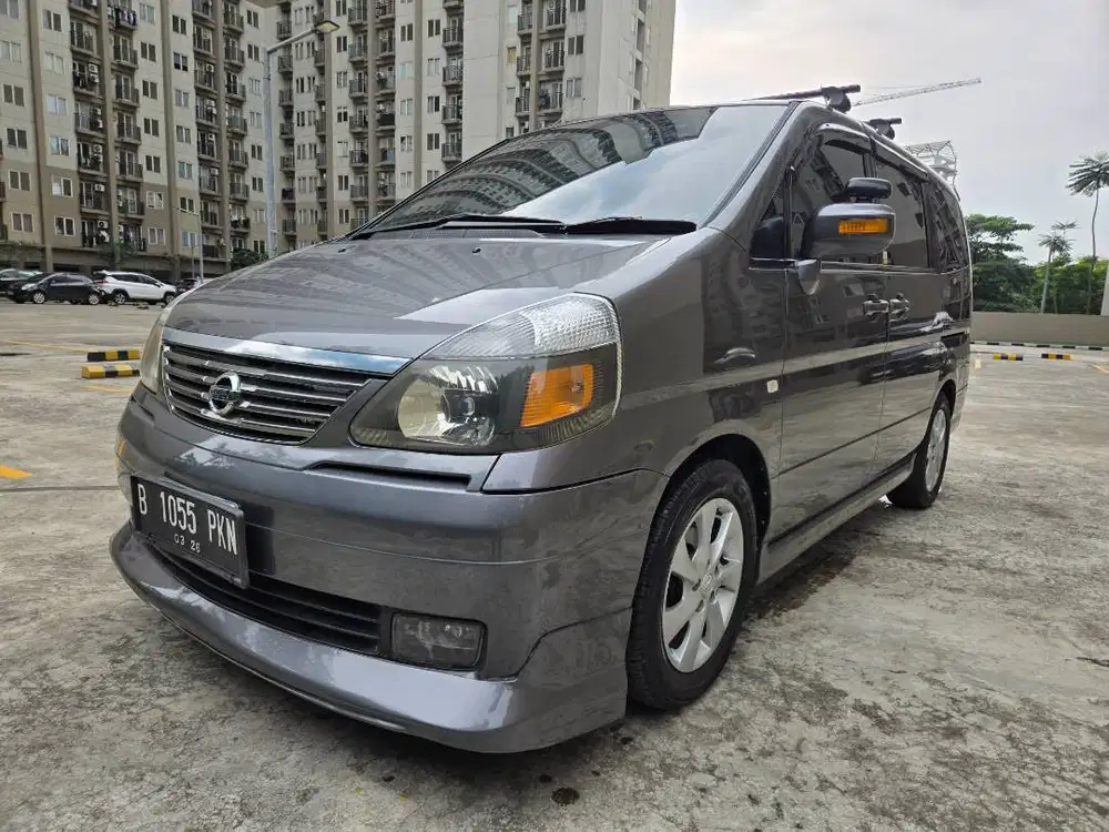 Nissan Serena HWS 2011 Termurah Dp10JT
