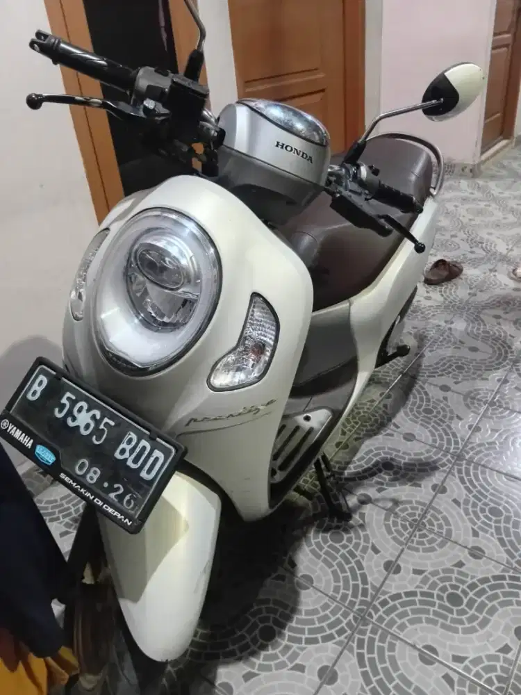 Di jual motor Scoopy Prestige keyless 2021