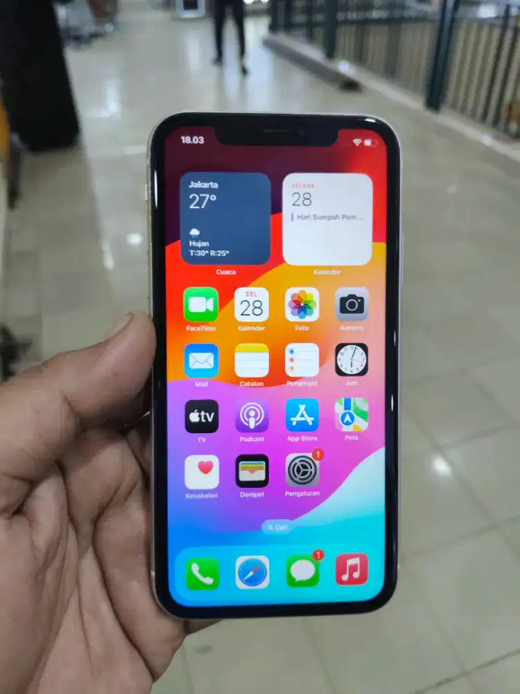 Iphone 11 64 ibox fullset lengkap