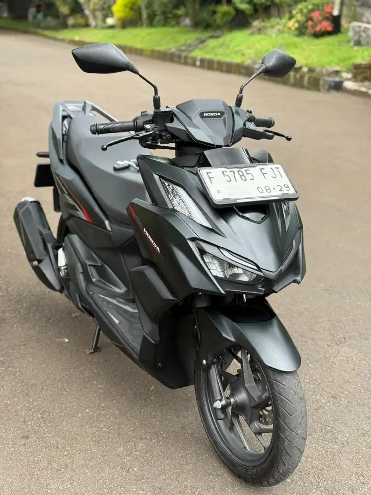 Honda Vario 160 CBS ISS Thn 2024 Hitam Mulus