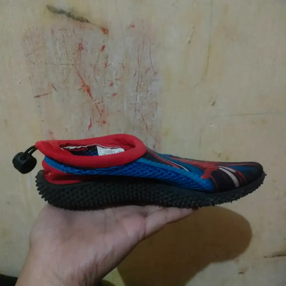 Sepatu anak cowok Spiderman