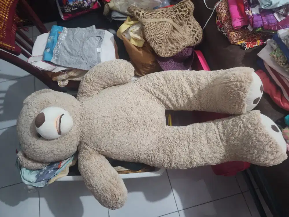 Boneka Teddy Bear Jumbo Size Bulu Halus tinggi 120cm, leabar 55cm