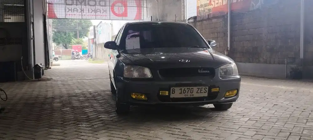 Hyundai Verna 2001 AT