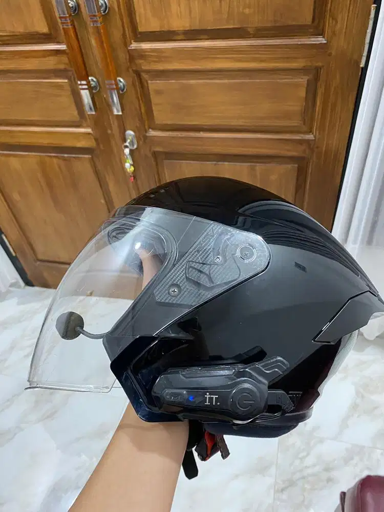 Helm RSV Windtail size L Hitam dan Intercom IT E1