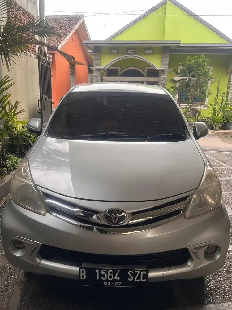 Toyota new avanza 1.5G MT 2012