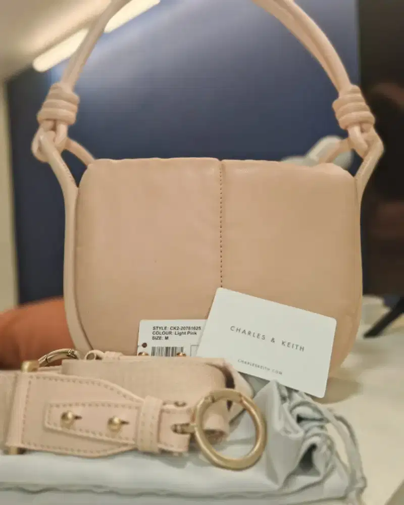 Tas charles & keith nego