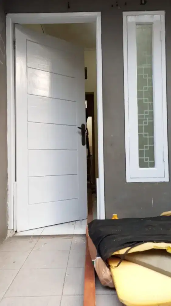 Disewakan kontrakan di Jatinegara kaum