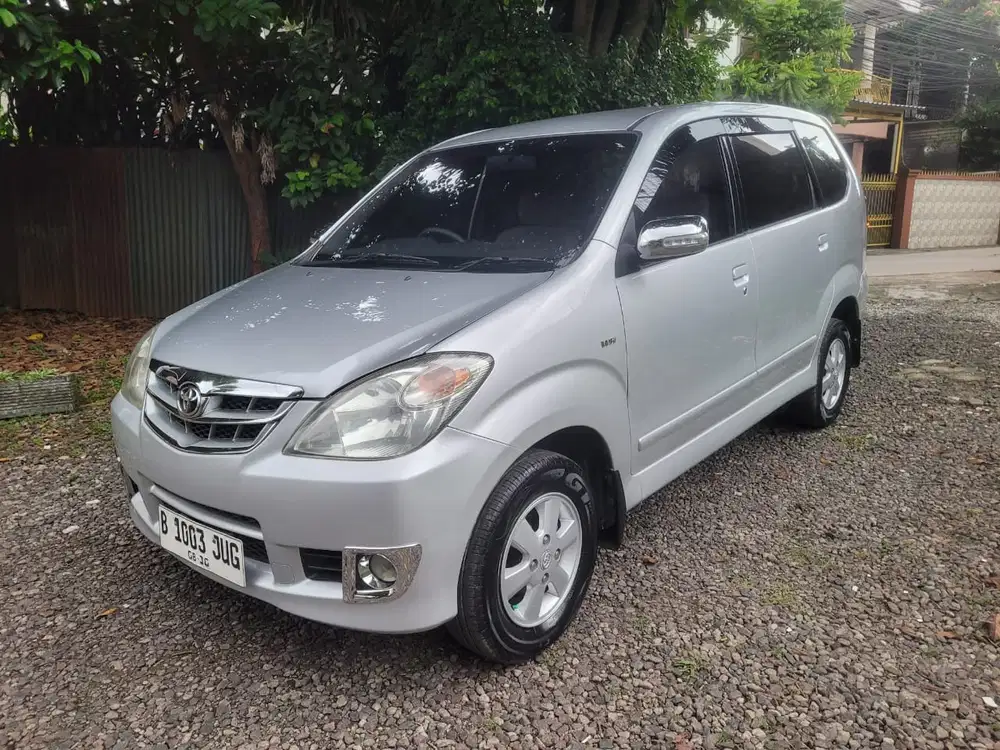 Avanza G M/T tahun 2010 bagus