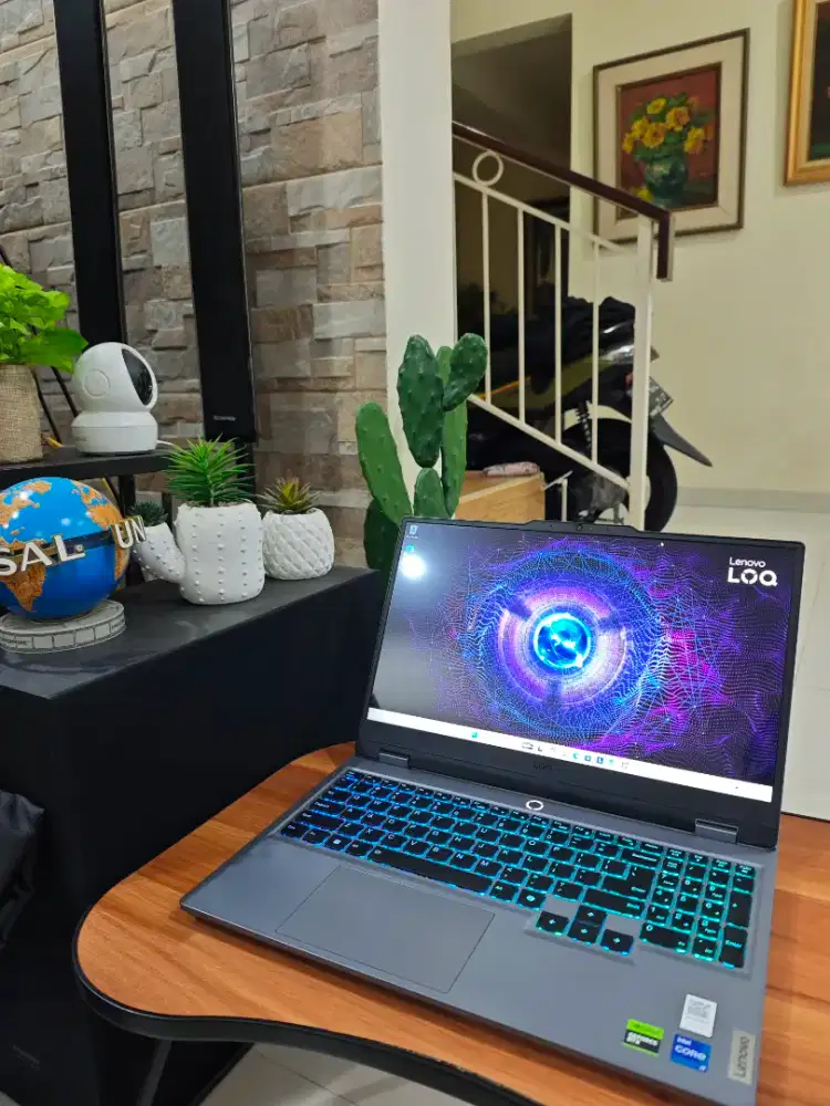 Laptop Lenovo LOQ I7 13650HX RTX4050 x rog msi nitro