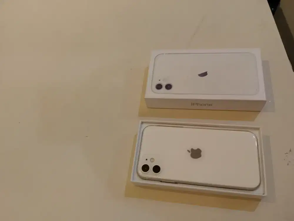 Iphone 11 128gb baru selamanya 4G