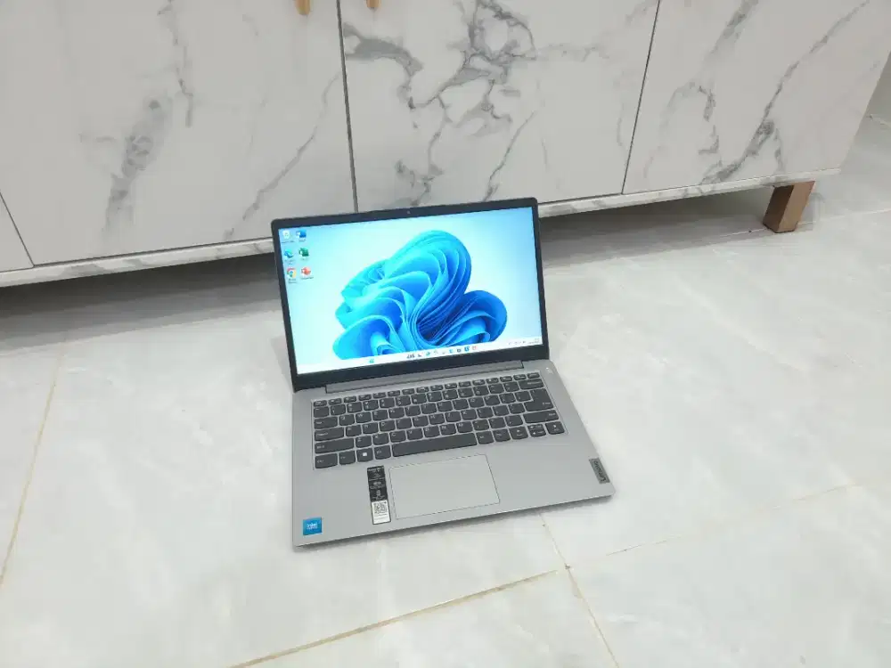 Lenovo Ideapad slim 1i ram 8gb ssd 256gb laptop garansi panjang 13bln