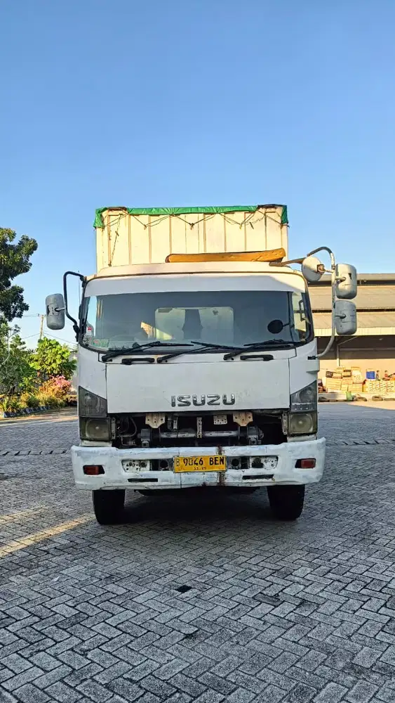 Isuzu Giga 240 FVM 2012