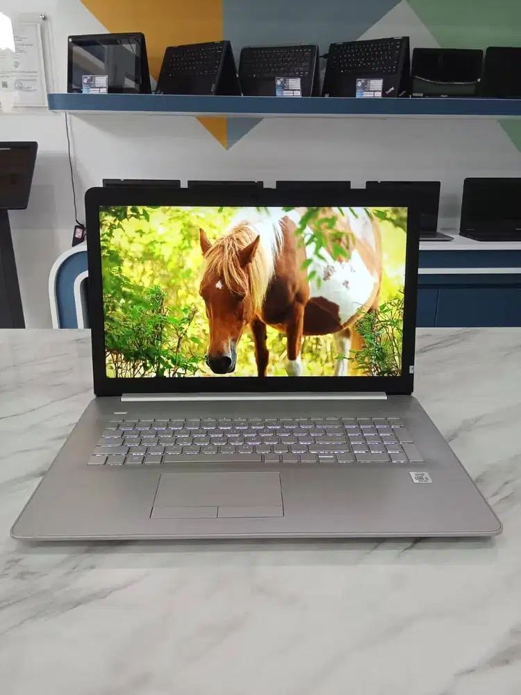 [H59] Laptop Editing 8GB 256GB Key Backlight Cocok Untuk Pelajar