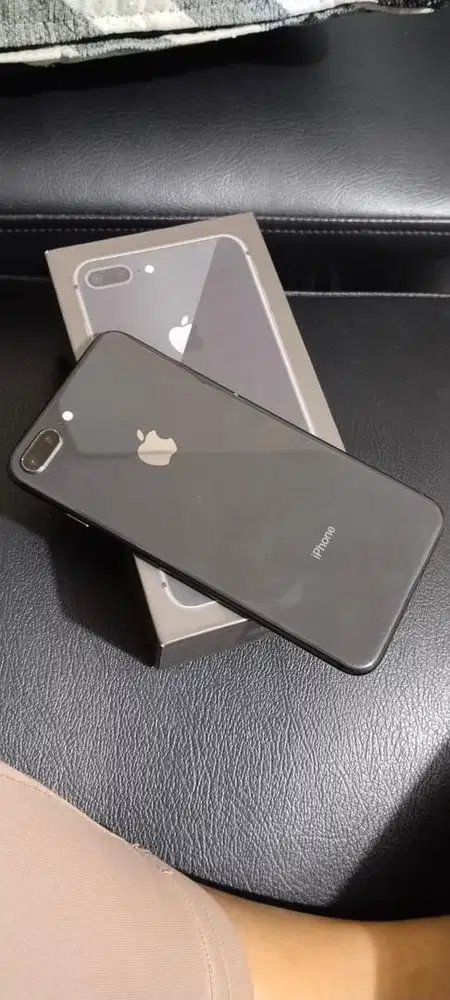 Jual cepat iPhone 8+ 64gb