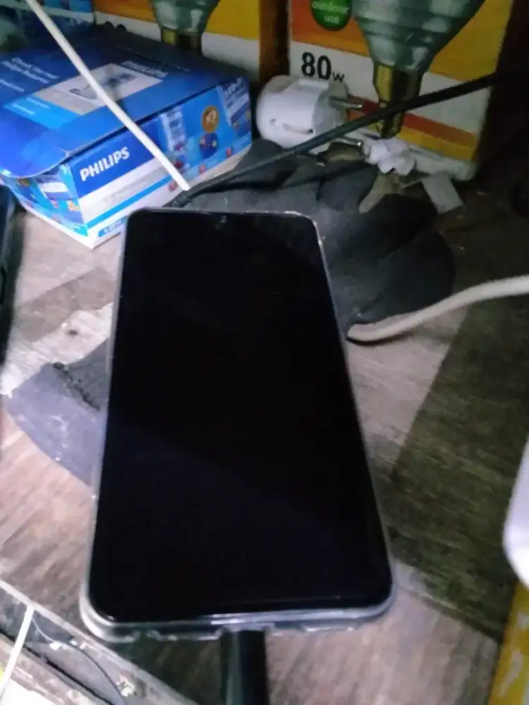 Vivo y17 komplit mulus tinggal pake 8/256