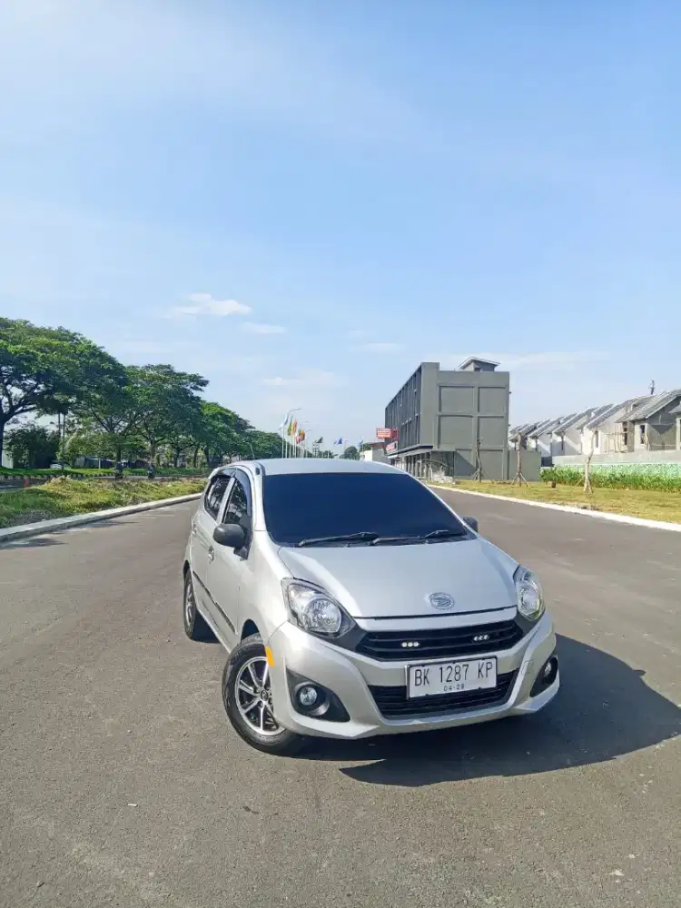 {Istimewa‼️} Daihatsu Ayla 1.0 Manual 2018 Silver Metalik