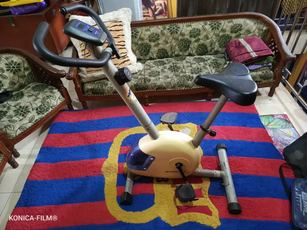 Sepeda Statis Sportop 750